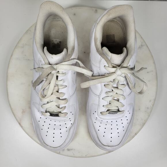 Nike Air Force 1 Low '07 Triple White CW2288-111 Men’s 9 Leather Sneakers - Picture 6 of 13